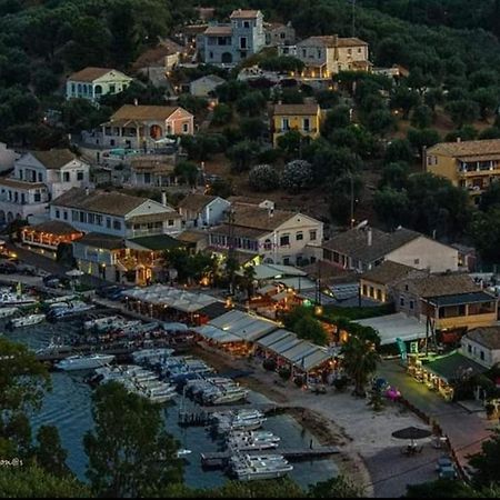 Olive Grove Deluxe Apartment Agnítsini エクステリア 写真