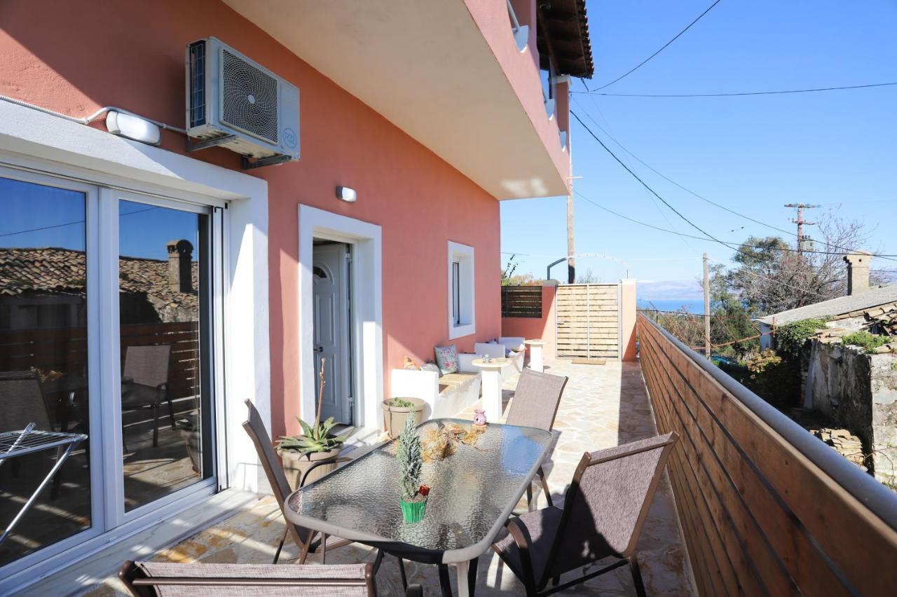 Olive Grove Deluxe Apartment Agnítsini エクステリア 写真