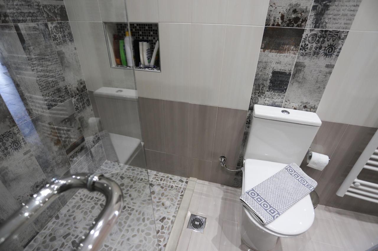 Olive Grove Deluxe Apartment Agnítsini エクステリア 写真